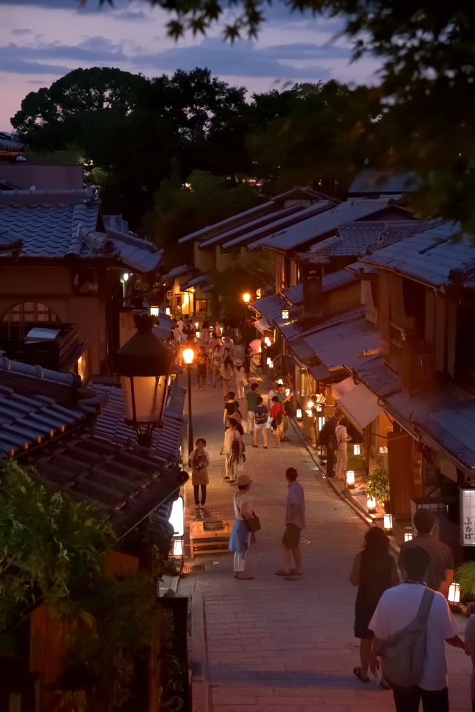 夕暮れの二寧坂