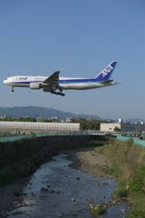 千里川で飛行機を