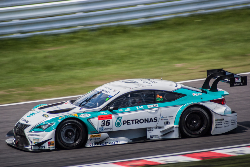 2014 Super GT 鈴鹿 2コーナー(2)