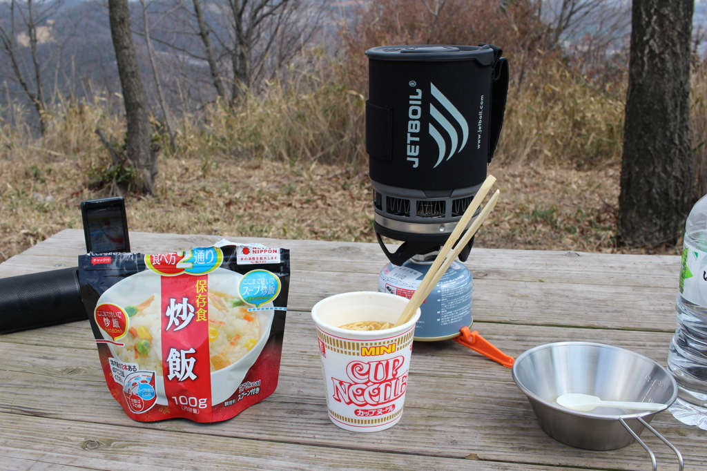 山頂で昼食