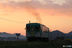 夕焼けに北条鉄道