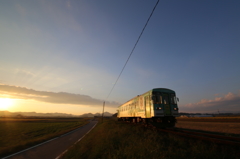 夕日に北条鉄道