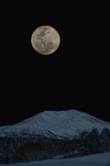 夜な夜な合成練習　大雪山に月が昇る