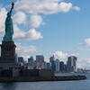 自由の女神像とニューヨーク市街