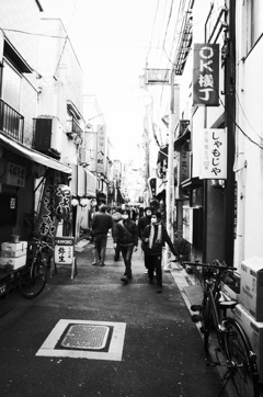 赤羽モノクロ