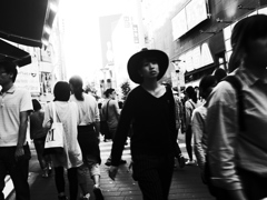 池袋モノクロ