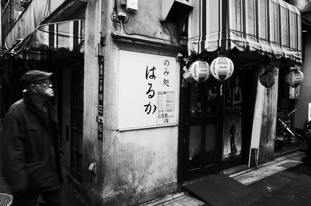 赤羽モノクロ