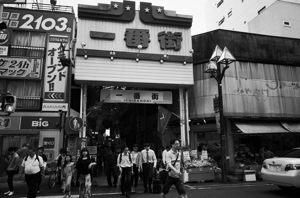 大宮モノクロ