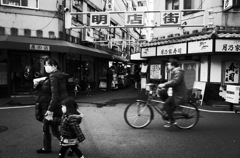 赤羽モノクロ