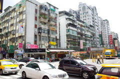 台北　12