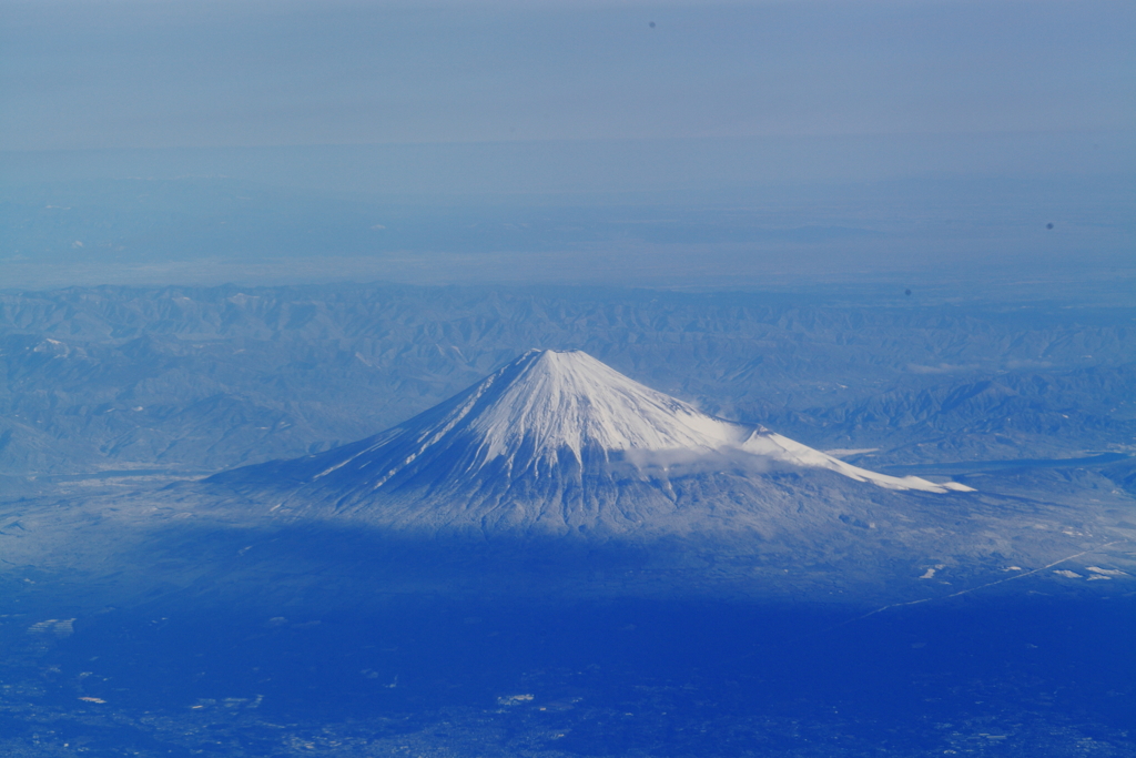 雪景色の富士三景