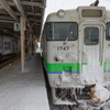 粉雪舞う滝川駅