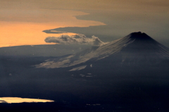 富士山、駿河湾と山中湖？