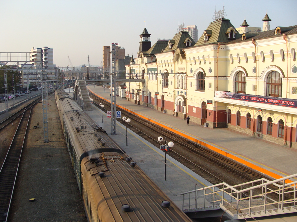 シベリアから鉄道到着