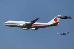 豪華な編隊飛行１