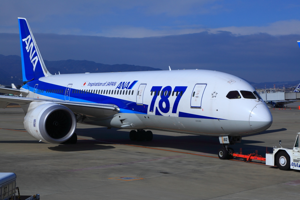 なんで７８７