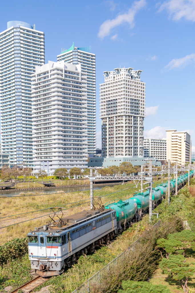 東高島のタキとEF65