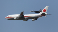 豪華な編隊飛行3