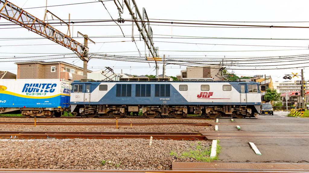 EF64-1045