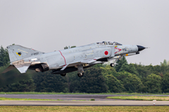 F4　離陸