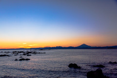 富士山と相模湾の夕陽