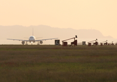 夕日を背中に加速