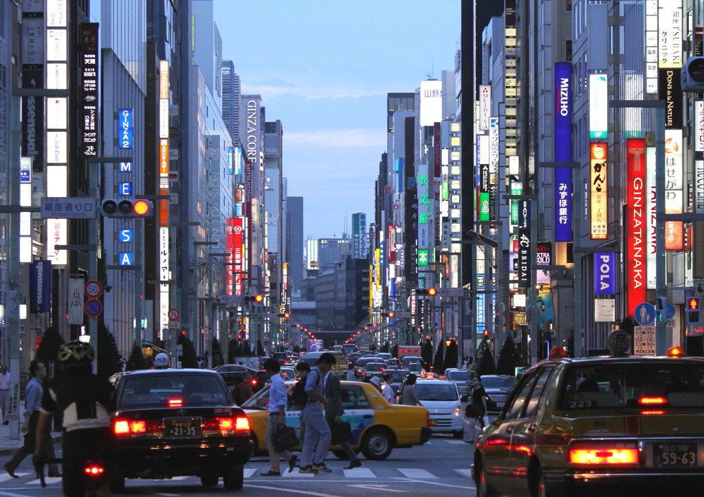 金曜の銀座口