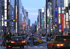 金曜の銀座口