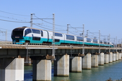 スーパービュー