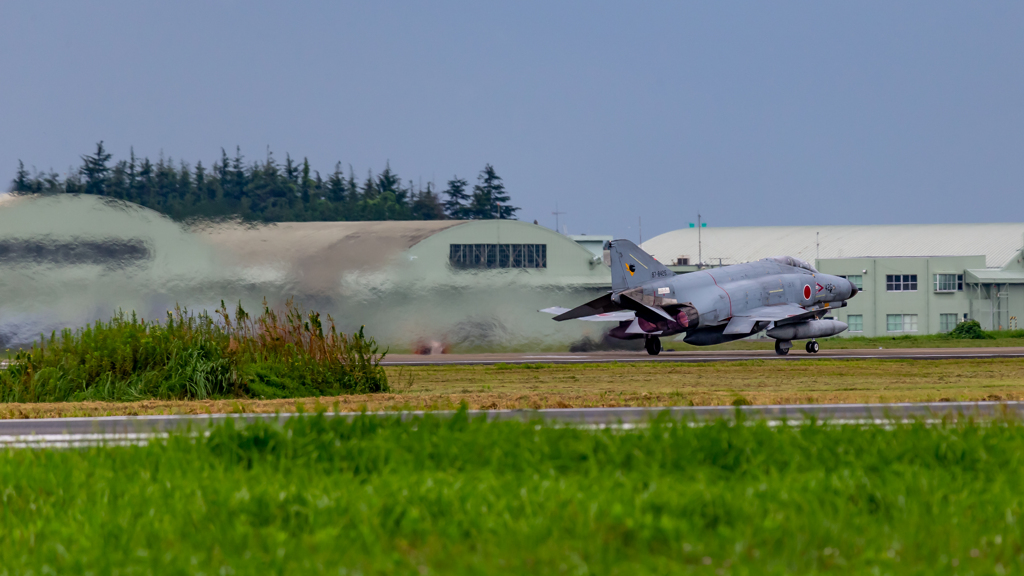 F4離陸