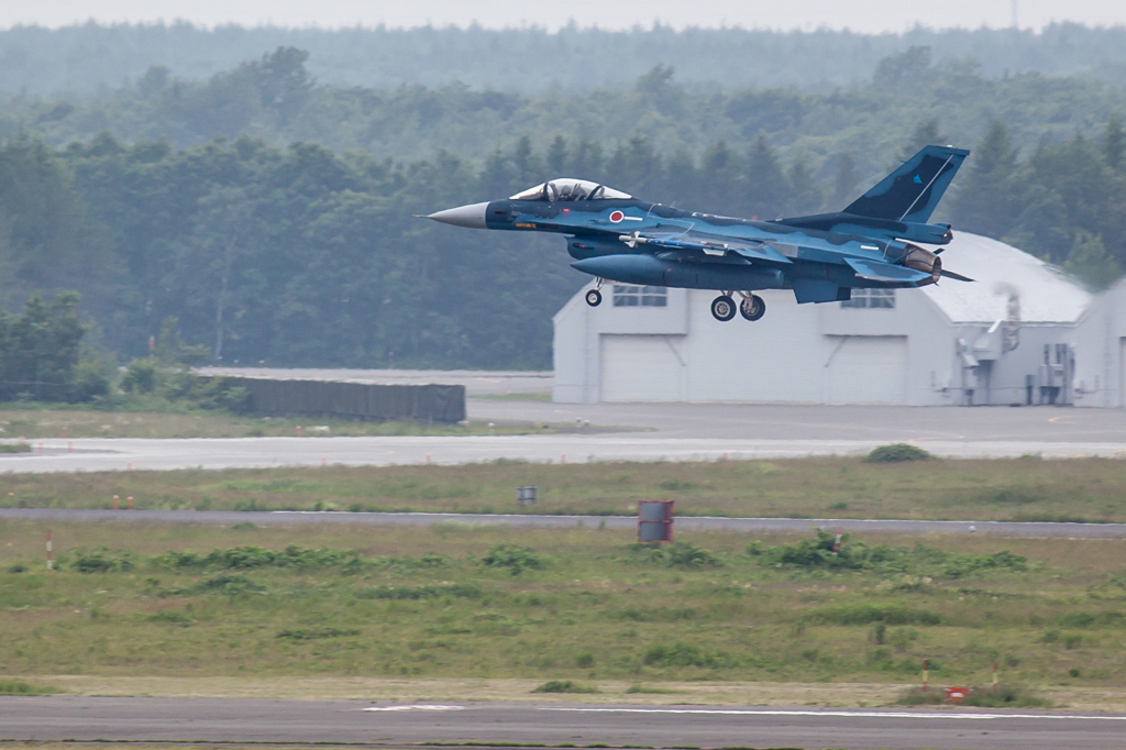 F2戦闘機