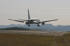 春海岸　767　Landing