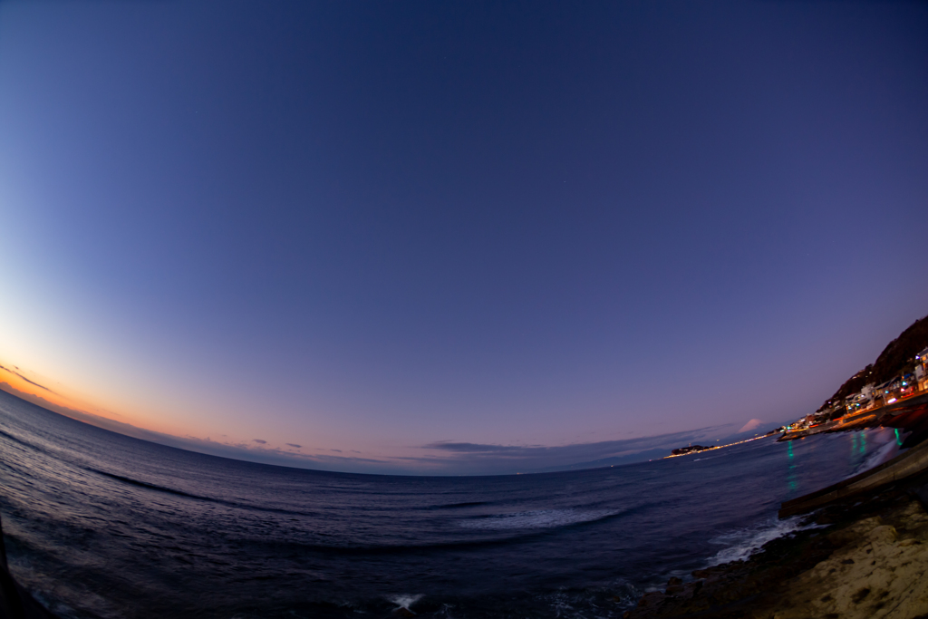 湘南の夜明け