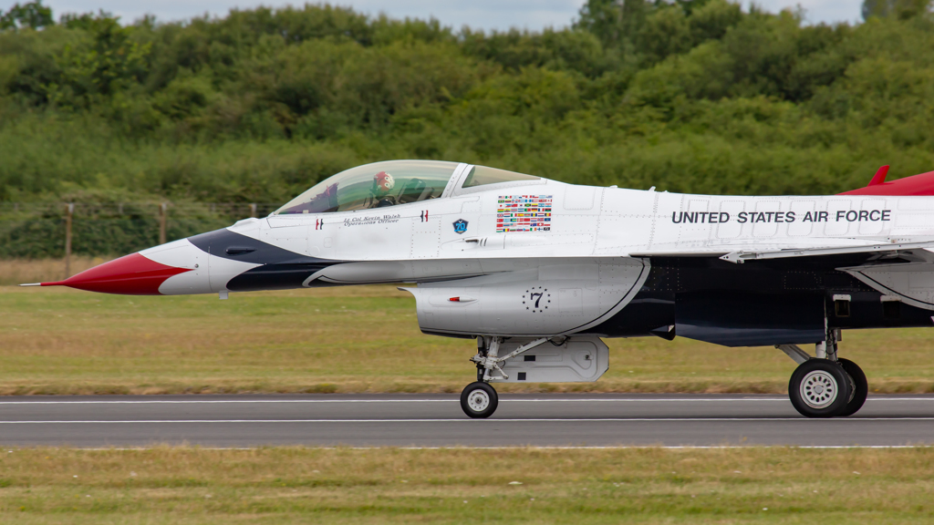 ヒコーキの遊園地10