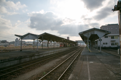 空が見える駅