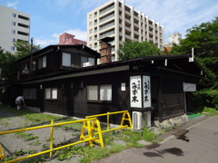 北海道大学南側のそば屋