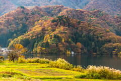青木湖の紅葉1