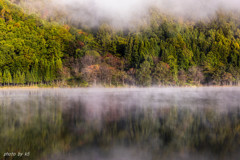 霧の中綱湖