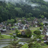 雨の白川郷