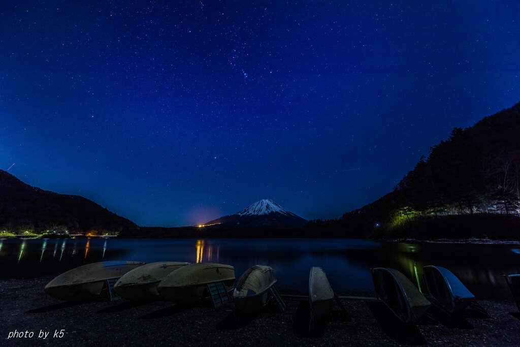 精進湖の夜2