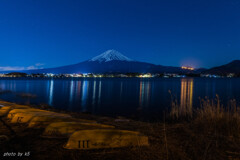 河口湖の夜