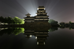 烏城の後光