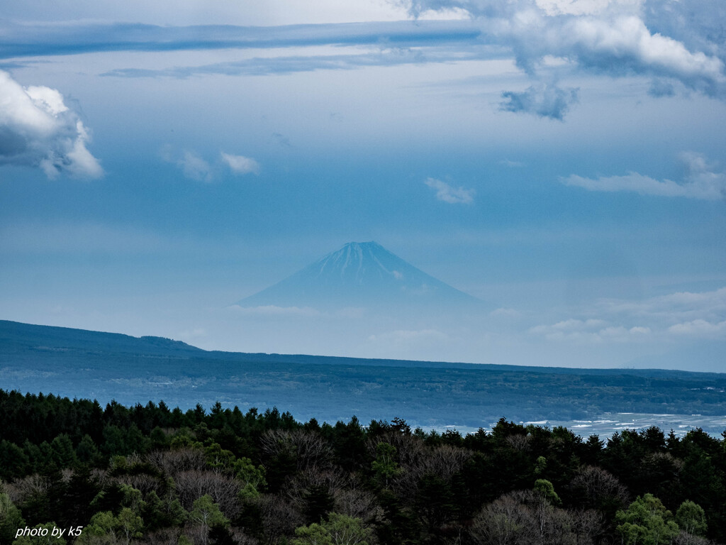霧ケ峰高原より