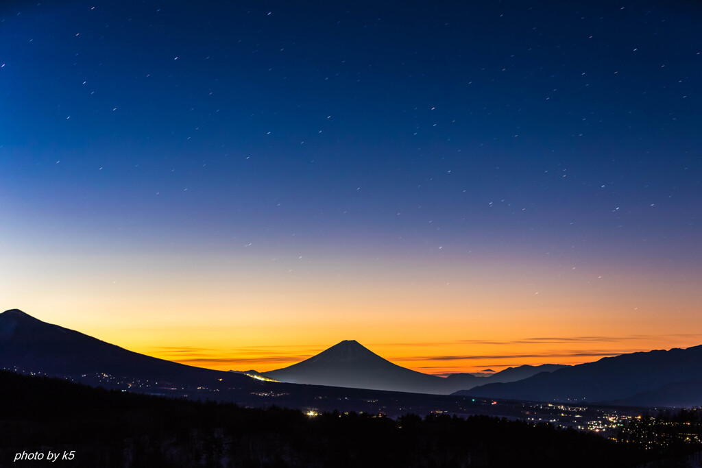 朝焼けと星の一時