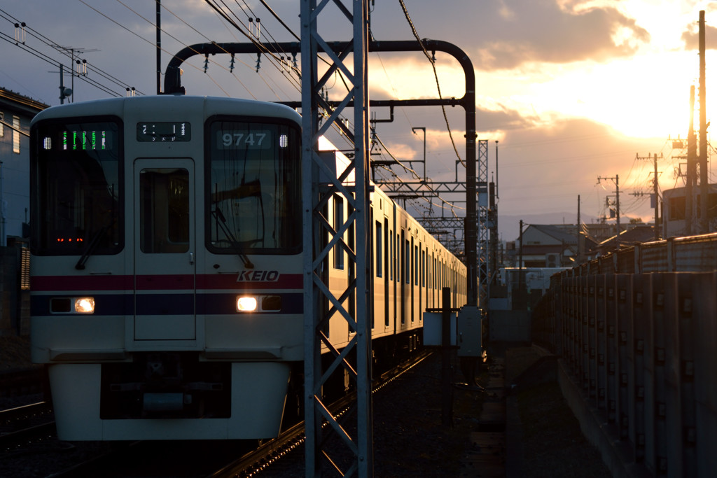 Setting sun & KEIO 