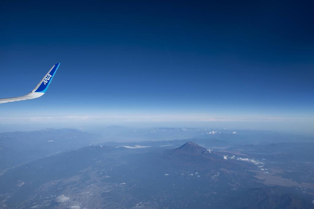 翼と富士山
