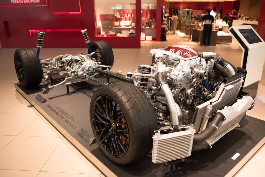 NISSAN GT-R Technology