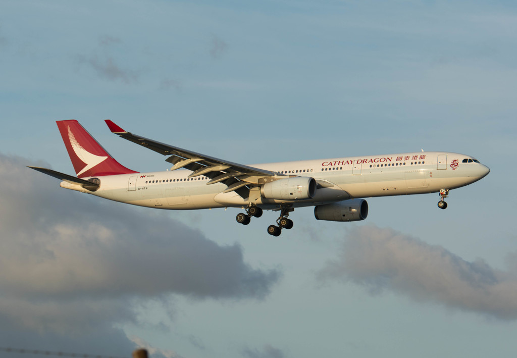 CATHAY DRAGON