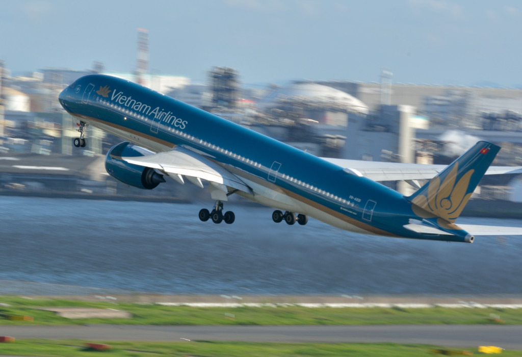 Vietnam Airlines