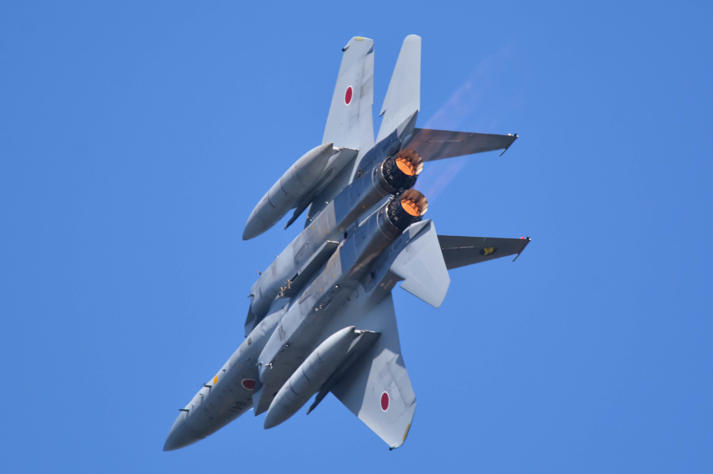 吹き飛ばす！